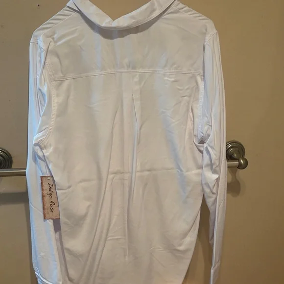 Indigo Rose Women's White Button Down Shirt - Picture 2 of 3
